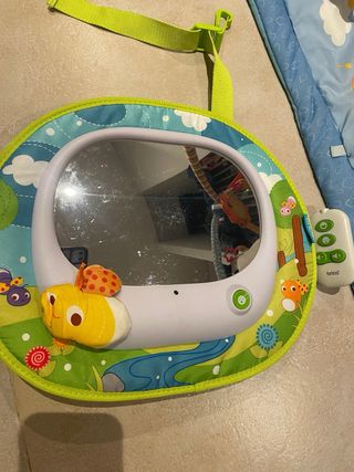 Manta y gimnasio VTech cantarín