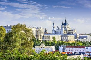 Piso en alquiler en Recoletos en Madrid