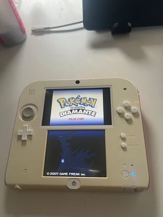 Nintendo 2DS Blanca y Roja