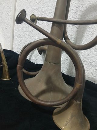 5 Trompetas, cornetas e instrumentos.  Latón