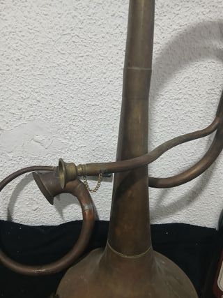 5 Trompetas, cornetas e instrumentos.  Latón