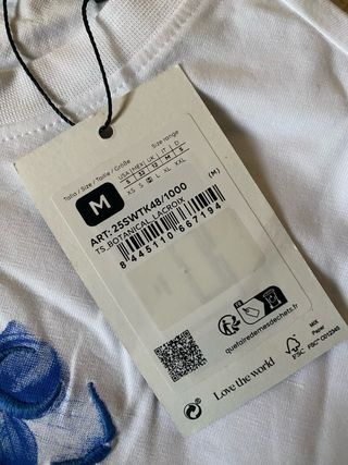 Camiseta Desigual T. S con etiqueta. M.C. Lacroix