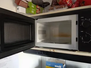 Microondas Hisense Negro