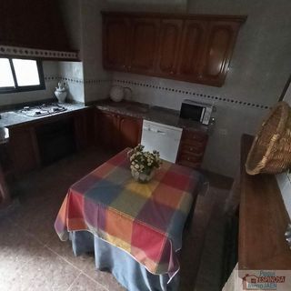 Chalet en venta en Torredonjimeno