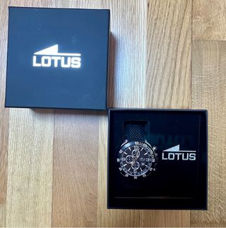 Reloj Deportivo LOTUS Cronógrafo Negro y Dorado