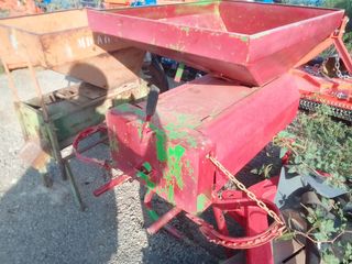 Máquina peladora de almendras para tractor