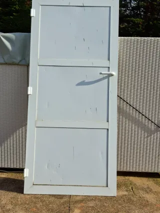 Puerta aluminio blanco