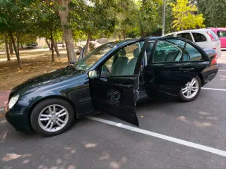 Mercedes-Benz Clase E 2004