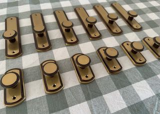 Tiradores para armarios y muebles