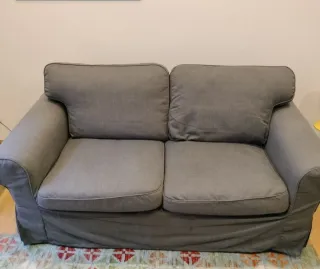 Sofá Ikea Ektorp 2 plazas gris