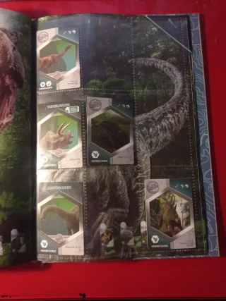 Álbum Cromocartas Jurassic World DIA