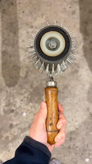 Rodillo desopercular apicultor