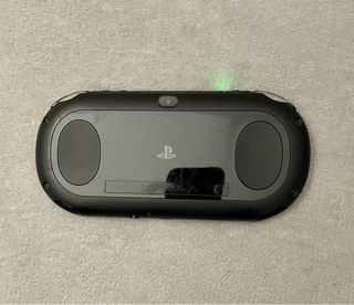 Ps Vita Slim PCH-2016 con Mod