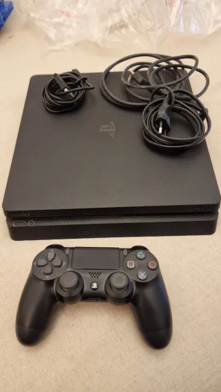 PS4 Slim 1TB + 6 Juegos "MUY POCO USO"