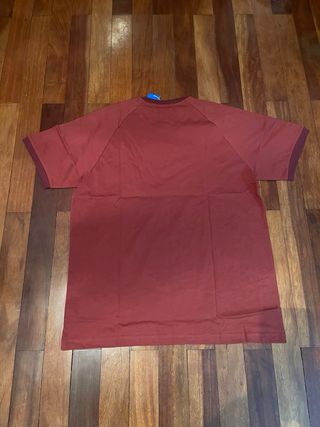 Camiseta Adidas talla xl. Solo envios