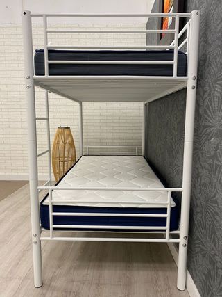 Litera metálica con colchones