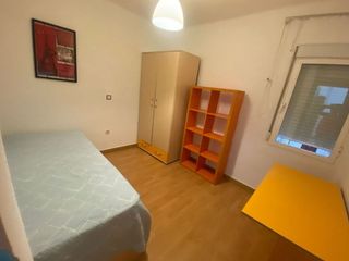 Piso en venta en Castillejos en Madrid