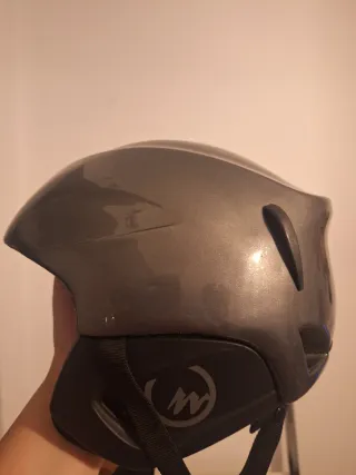 Eskis Atomic y Botas Rosignol regalo casco/baston