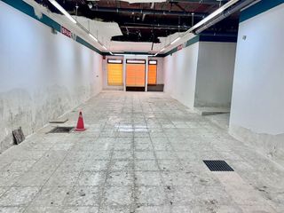 Local comercial en venta en Valdepeñas