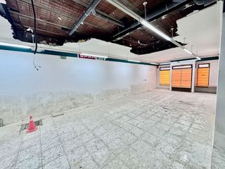 Local comercial en venta en Valdepeñas