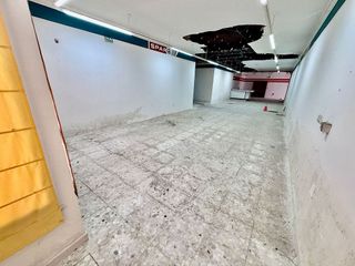 Local comercial en venta en Valdepeñas
