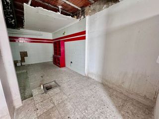 Local comercial en venta en Valdepeñas