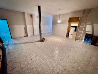 Local comercial en venta en Valdepeñas