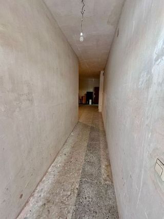 Local comercial en venta en Valdepeñas