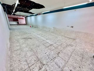 Local comercial en venta en Valdepeñas