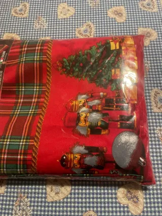 Tovaglia Gold Line antimacchia Natale