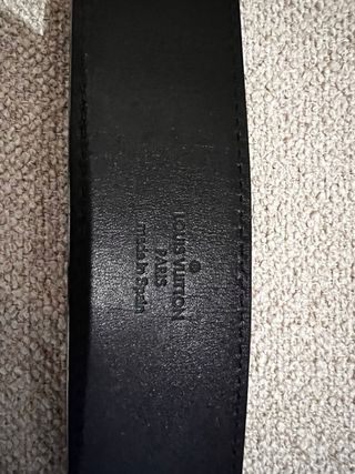 Cinturón Louis Vuitton Negro