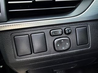 Toyota Avensis 1.8 140 ADVANCE con CÁMARA TRASERA, NAVEGADOR, BLUETOOTH...