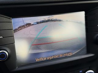 Toyota Avensis 1.8 140 ADVANCE con CÁMARA TRASERA, NAVEGADOR, BLUETOOTH...