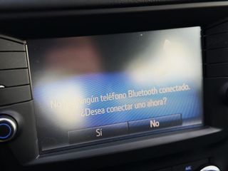 Toyota Avensis 1.8 140 ADVANCE con CÁMARA TRASERA, NAVEGADOR, BLUETOOTH...