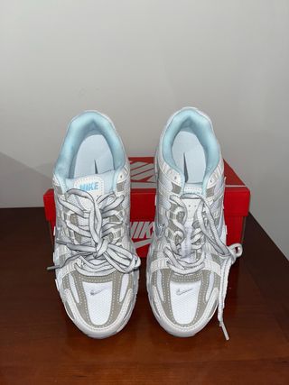 Nike P6000 Gris Blanco Azul Cielo