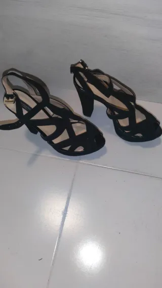 Zapatos de tacón negros zara collection