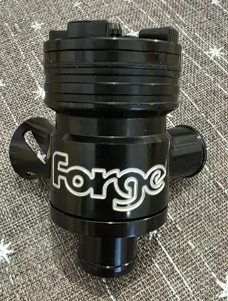 Válvula Forge Splitter 1.8 TURBO