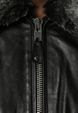 Chaqueta de cuero Schott NYC Talla M