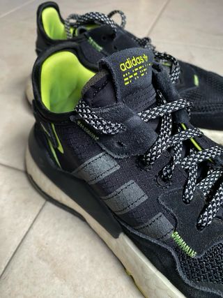 Zapatillas Adidas Negras y Verdes