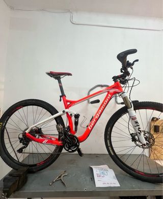 Bicicleta de montaña Bergamont Roja