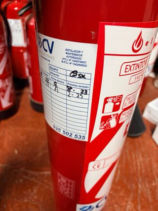 Extintores Nieve Carbónica y Polvo ABC