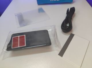 PANTALLA HUD COCHE. REFLEJA VELOCIDAD EN CRISTAL.