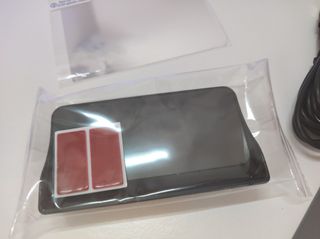 PANTALLA HUD COCHE. REFLEJA VELOCIDAD EN CRISTAL.