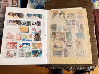 Lote 3 álbumes sellos España nuevos