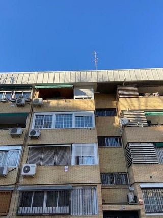 Piso en venta en Orcasitas en Madrid