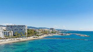 Local comercial en venta en Playa Bajadilla - Puertos en Marbella