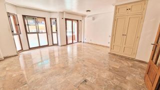 Piso en venta en Ensanche - Diputación en Alicante