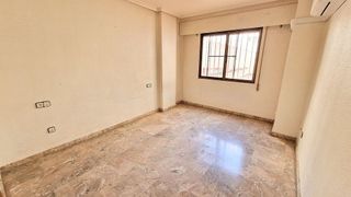 Piso en venta en Ensanche - Diputación en Alicante