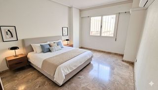 Piso en venta en Ensanche - Diputación en Alicante