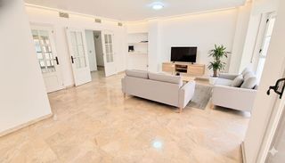 Piso en venta en Ensanche - Diputación en Alicante